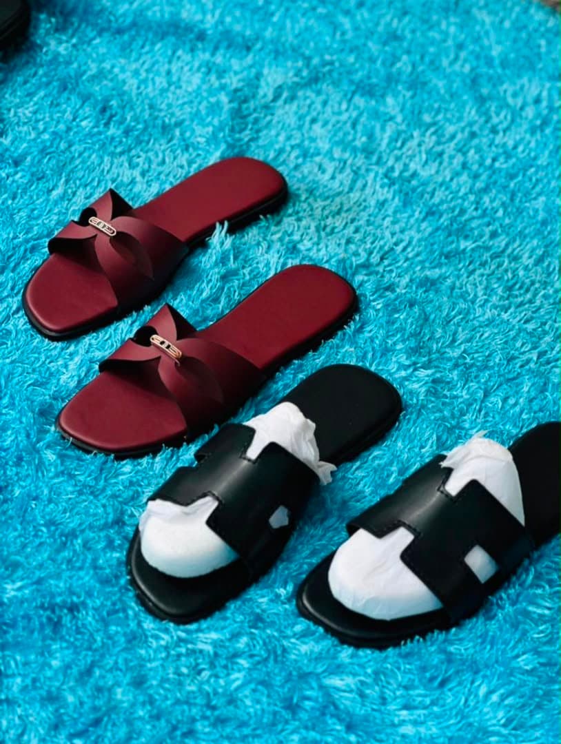 Ribbon Slide (Wine) / Onyx H-Slide (Black)